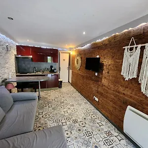 Le Nid Douillet Apartment